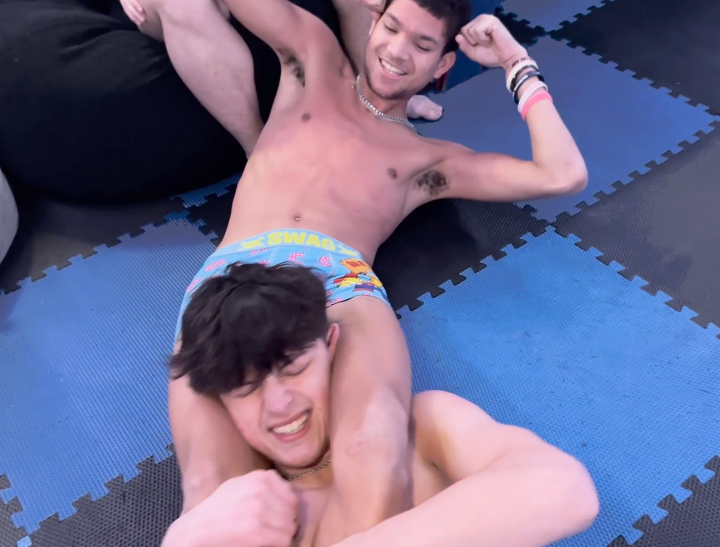 Zak vs Kam